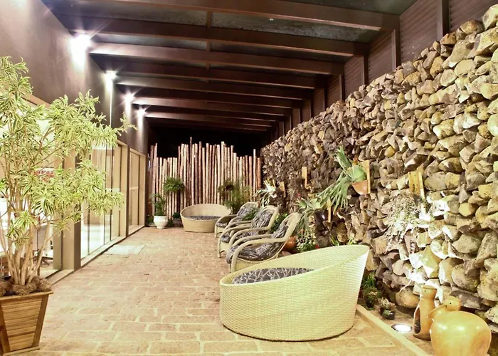 Nascentes da SerraHotel Em